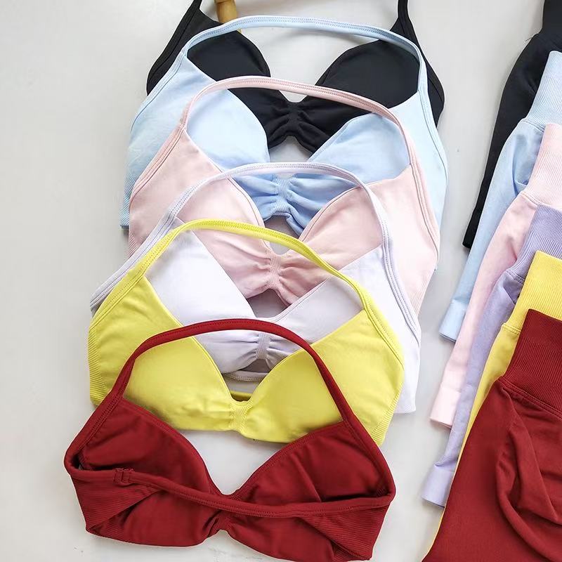 Conjunto Deportivo HISTELLO de - Sports Bra High Impact reseña y precio